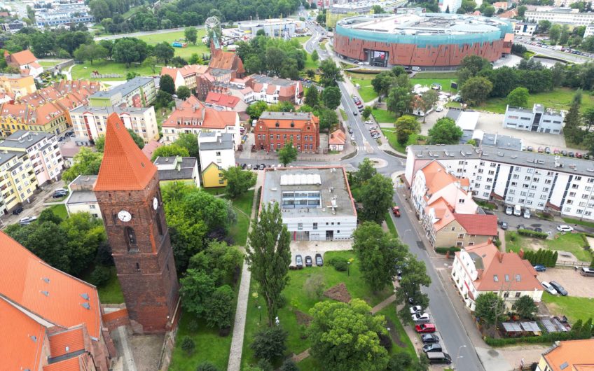 Budynek usługowy w centrum miasta