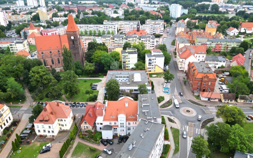 Budynek usługowy w centrum miasta