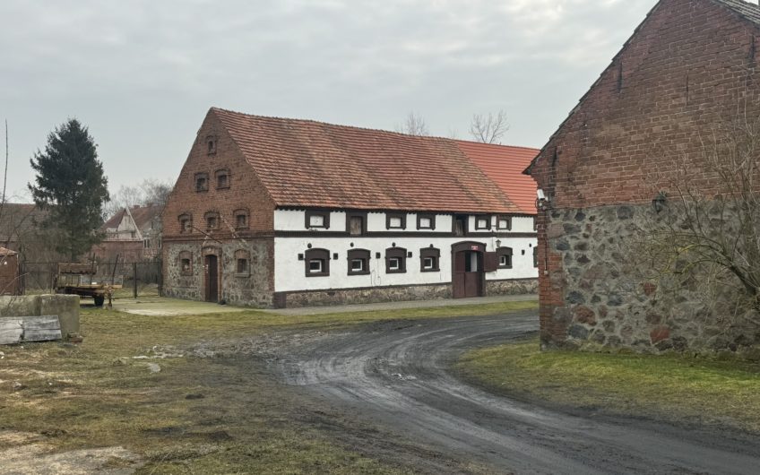 Nietuzinkowa nieruchomość pod Lubinem