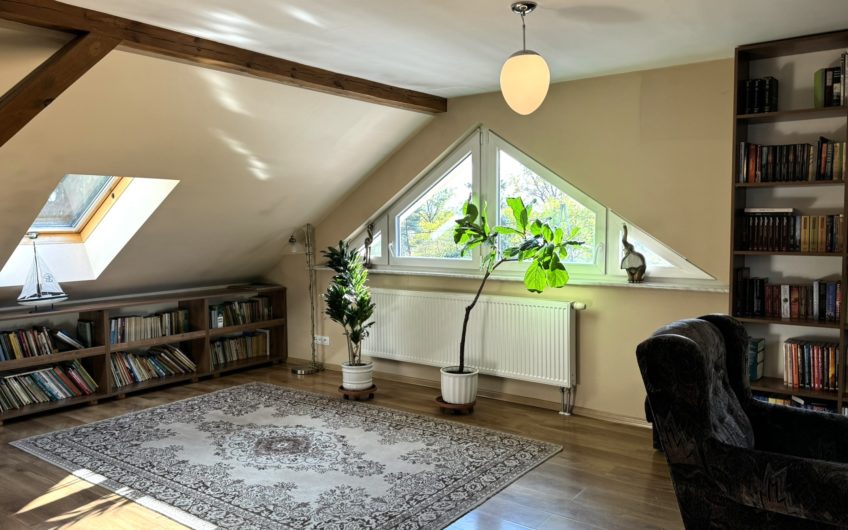 Dom ze wspaniałym ogrodem w okolicy Prochowic