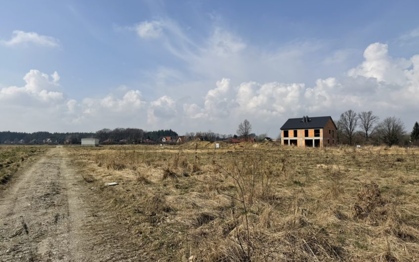 Działka w spokojnym miejscu Miłosna