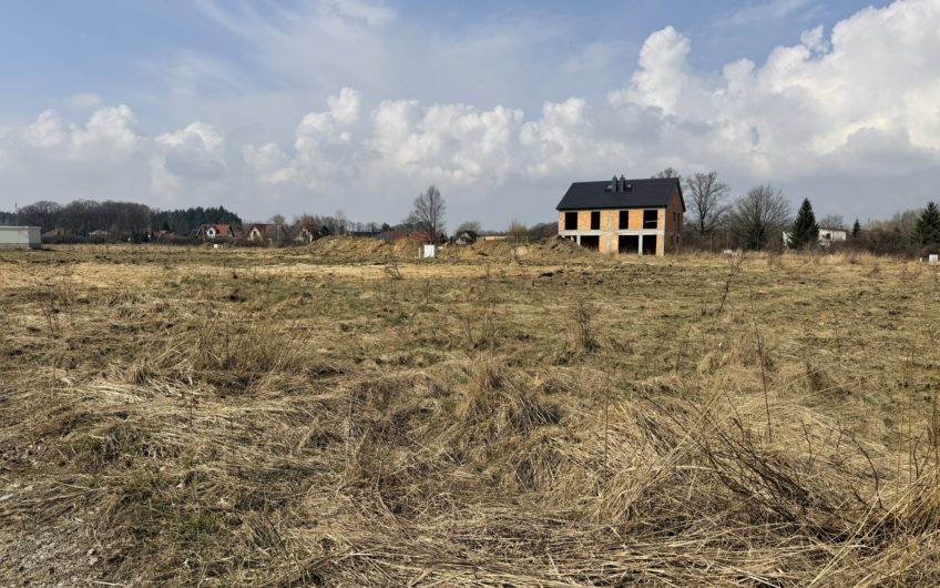 Działka w spokojnym miejscu Miłosna